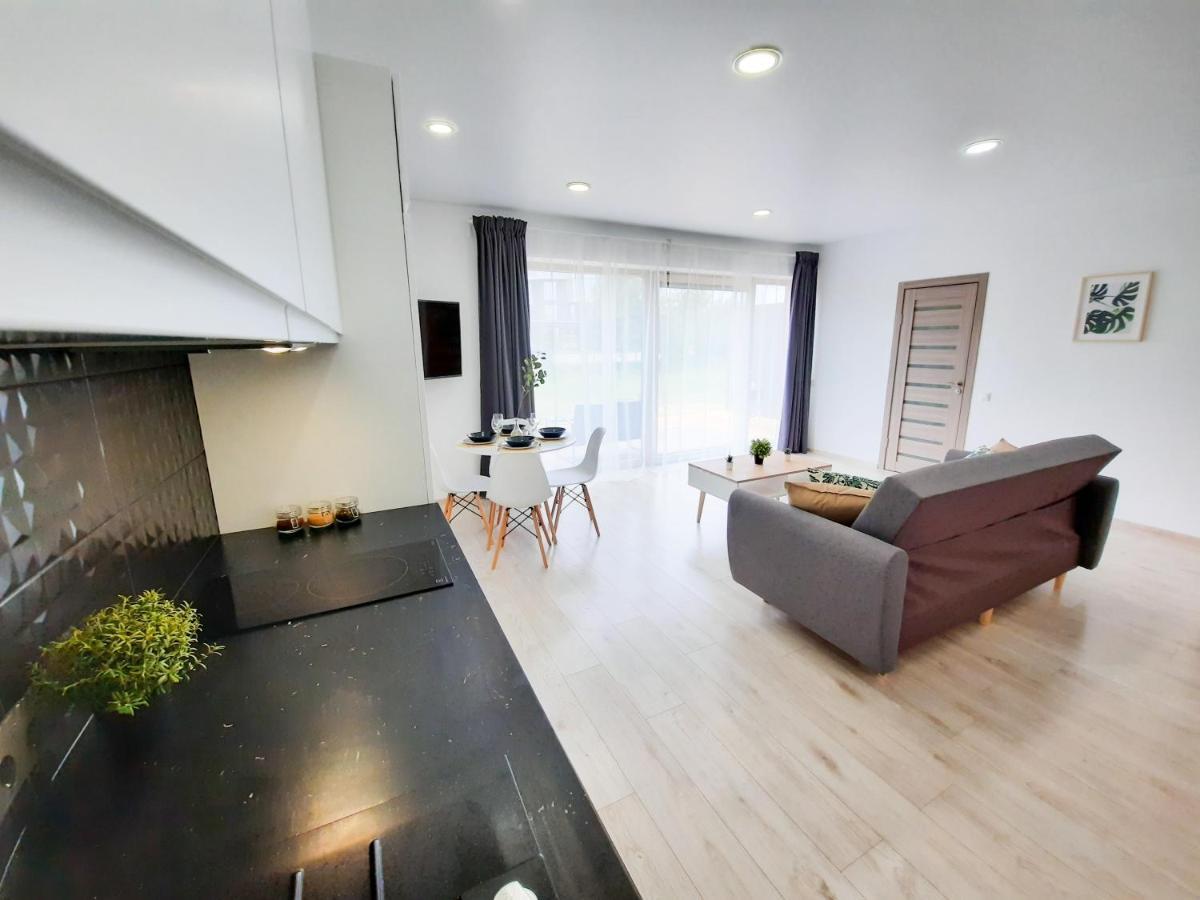 Ella - Sviesu. Stilinga. Jauku. Appartement Palanga Buitenkant foto