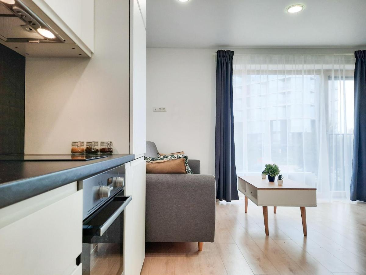 Ella - Sviesu. Stilinga. Jauku. Appartement Palanga Buitenkant foto